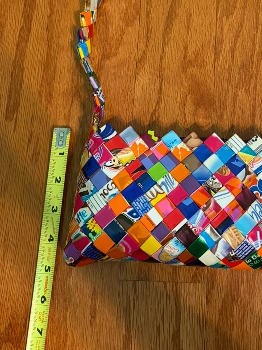 Handmade Recycled Magazine Woven Handbag Colorful Art Purse Statement Bag - Picture 5 of 8